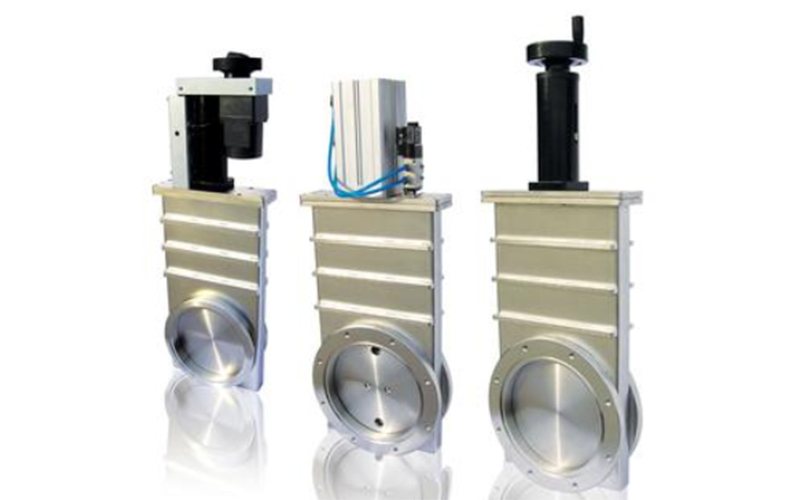 Пневматический шиберный клапан для высокого вакуума